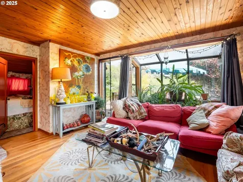 6390 NW Lilac Hill Road Yamhill OR 97148