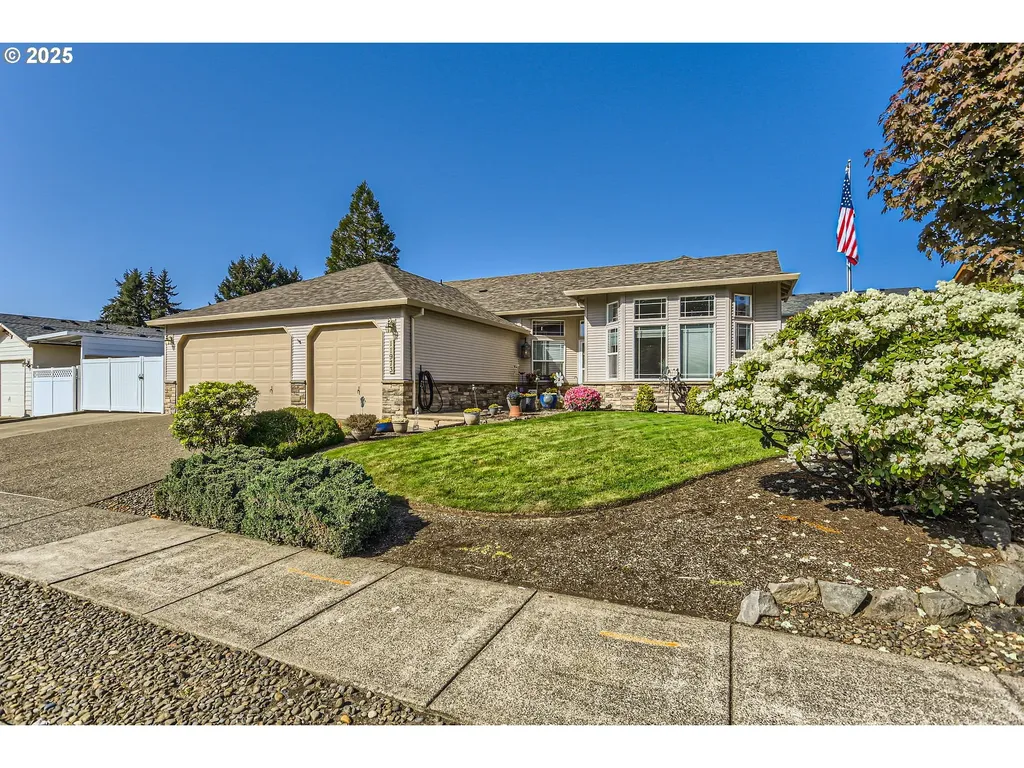 11973 Leann Marie Lane Oregon City OR 97045