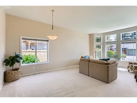 11973 Leann Marie Lane Oregon City OR 97045
