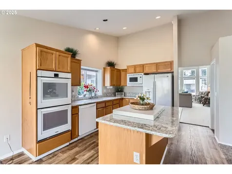 11973 Leann Marie Lane Oregon City OR 97045