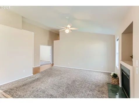 11973 Leann Marie Lane Oregon City OR 97045
