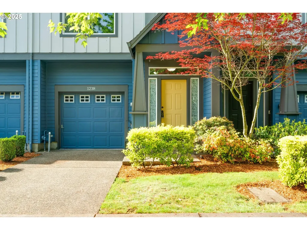 1238 SE Roundelay Street Hillsboro OR 97123