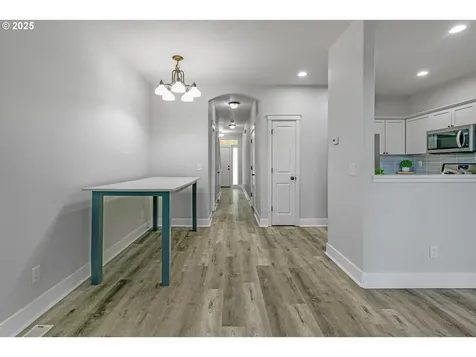 1238 SE Roundelay Street Hillsboro OR 97123