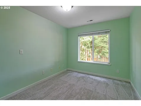 1238 SE Roundelay Street Hillsboro OR 97123