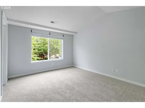 1238 SE Roundelay Street Hillsboro OR 97123
