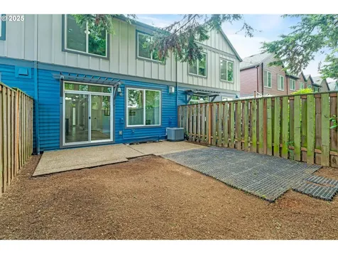 1238 SE Roundelay Street Hillsboro OR 97123