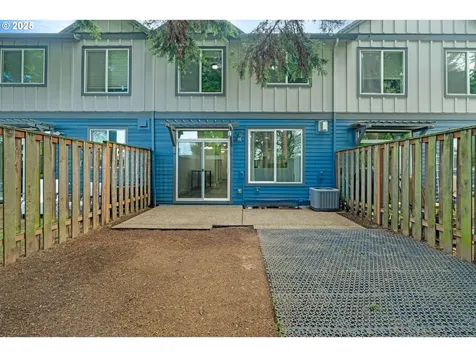 1238 SE Roundelay Street Hillsboro OR 97123
