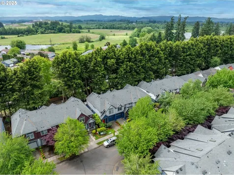 1238 SE Roundelay Street Hillsboro OR 97123