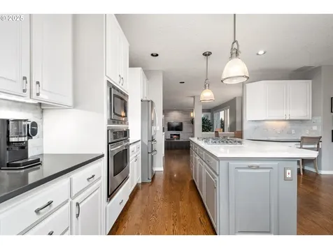 9644 SE Westview Court Happy Valley OR 97086