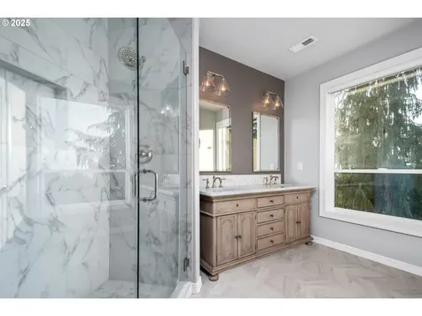 9644 SE Westview Court Happy Valley OR 97086