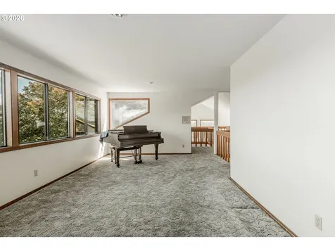 12357 SW Duchilly Court Portland OR 97224