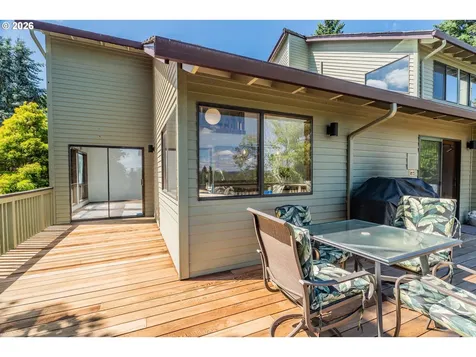 12357 SW Duchilly Court Portland OR 97224