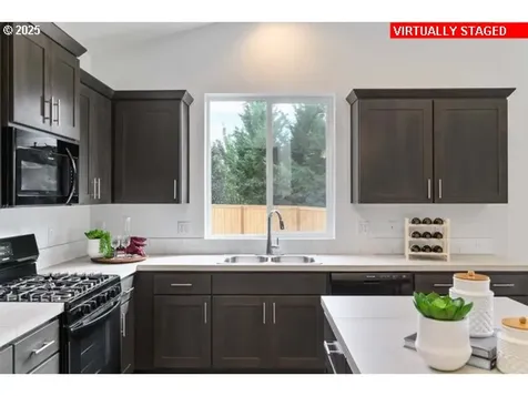 16525 SE Pacific Crest Trail Place Happy Valley OR 97086