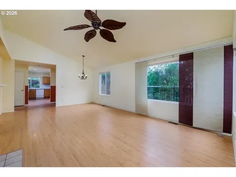 10619 SW Windsor Place Portland OR 97223