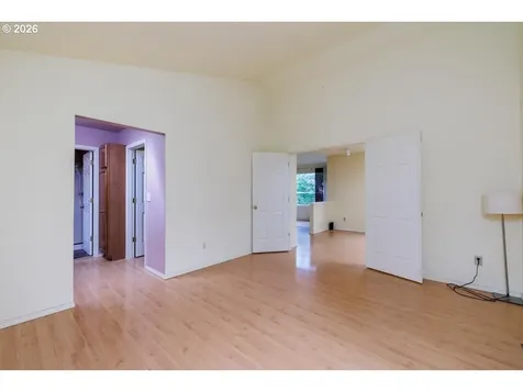 10619 SW Windsor Place Portland OR 97223
