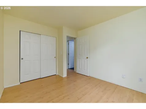 10619 SW Windsor Place Portland OR 97223