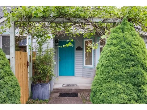 10619 SW Windsor Place Portland OR 97223