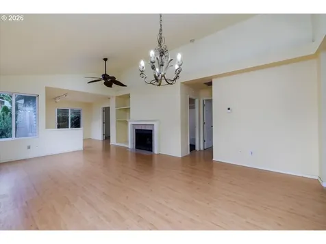 10619 SW Windsor Place Portland OR 97223