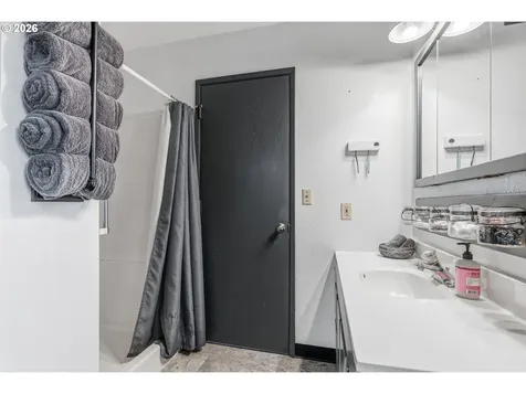 441 4th Avenue Castle Rock WA 98611