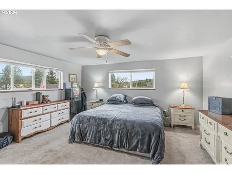 441 4th Avenue Castle Rock WA 98611