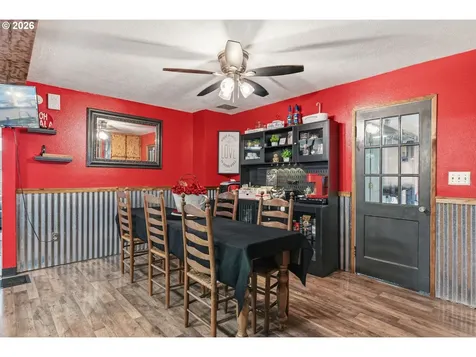 441 4th Avenue Castle Rock WA 98611