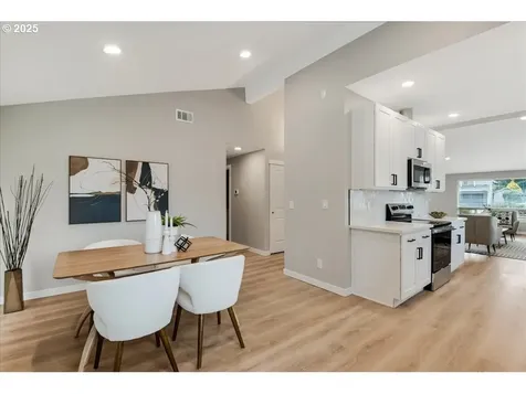 9340 SW Ochoco Court Tualatin OR 97062