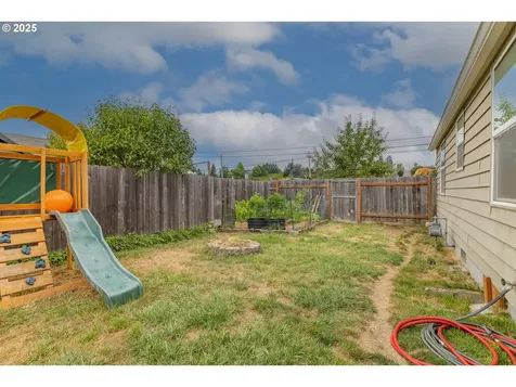 1434 Maryland Avenue Myrtle Point OR 97458