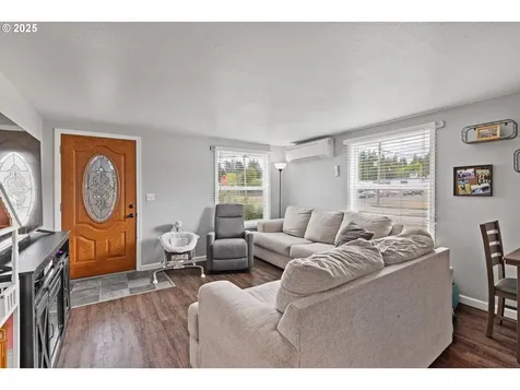1434 Maryland Avenue Myrtle Point OR 97458