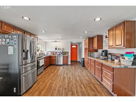 1434 Maryland Avenue Myrtle Point OR 97458