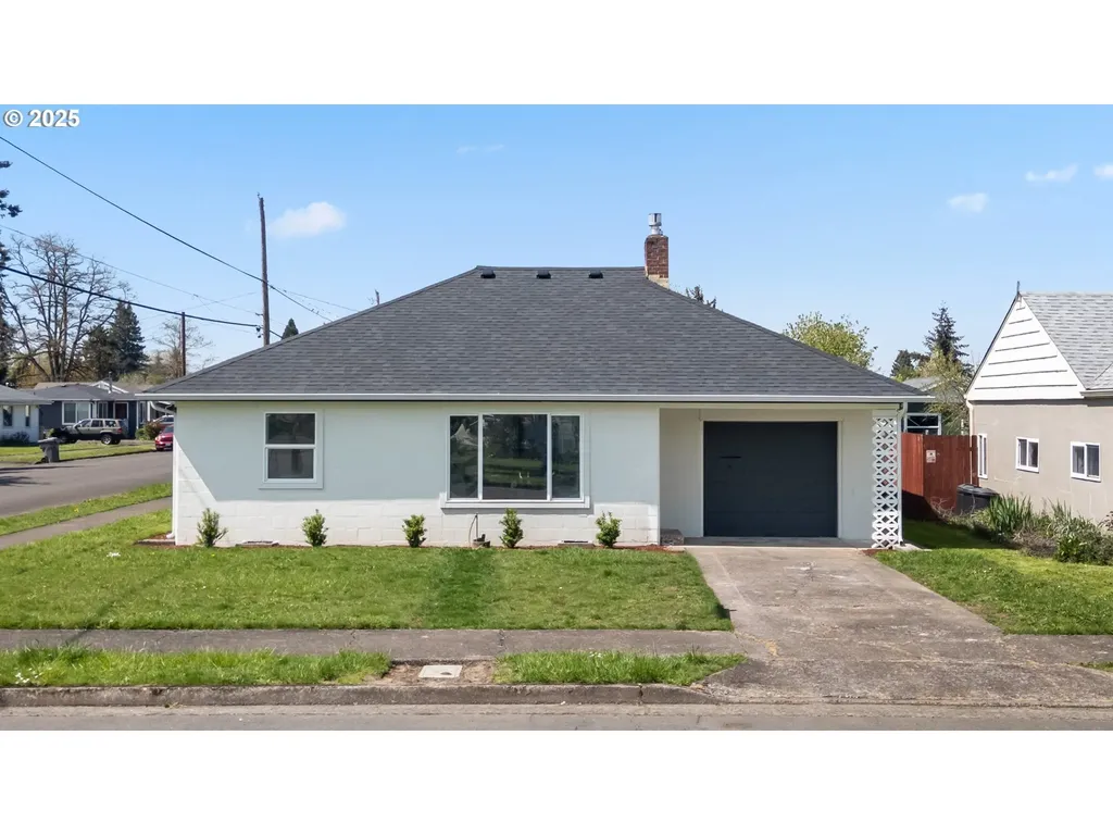390 S 7th Street Lebanon OR 97355