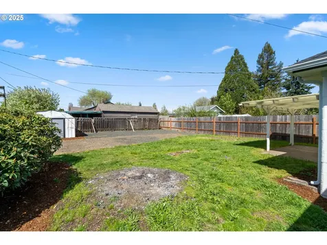 390 S 7th Street Lebanon OR 97355