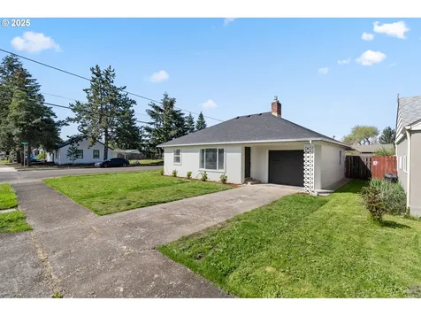 390 S 7th Street Lebanon OR 97355
