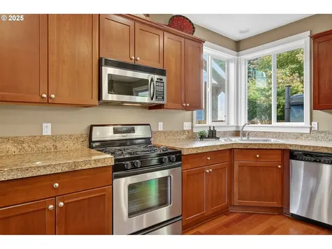 1862 SW Elise Place Troutdale OR 97060