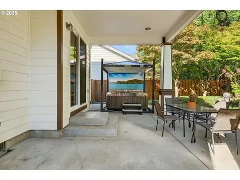 1862 SW Elise Place Troutdale OR 97060