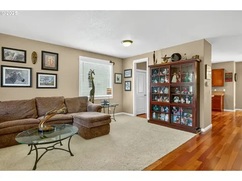1862 SW Elise Place Troutdale OR 97060
