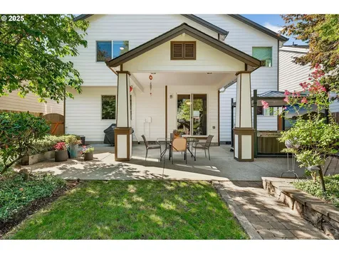 1862 SW Elise Place Troutdale OR 97060