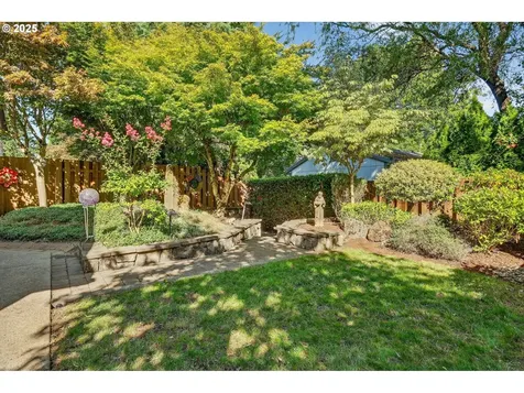 1862 SW Elise Place Troutdale OR 97060