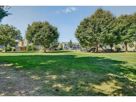 1862 SW Elise Place Troutdale OR 97060
