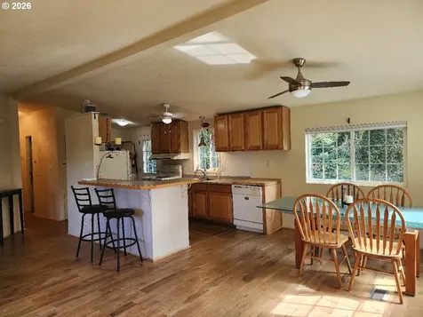 307 12th Street Port Orford OR 97465