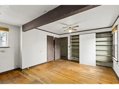 5751 SE 87th Avenue Portland OR 97266