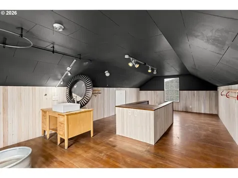5751 SE 87th Avenue Portland OR 97266