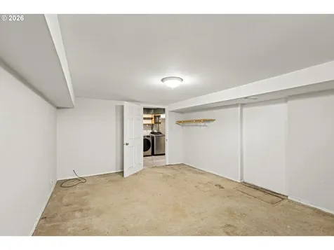 5751 SE 87th Avenue Portland OR 97266