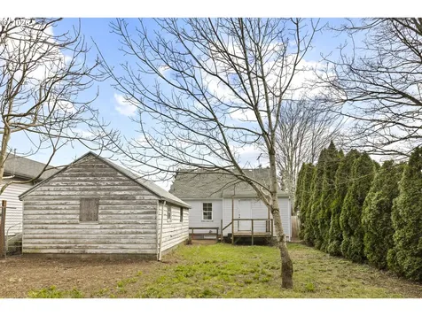 5751 SE 87th Avenue Portland OR 97266