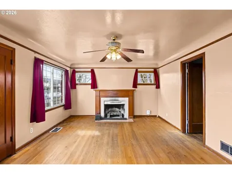 5751 SE 87th Avenue Portland OR 97266