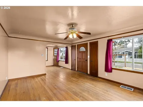 5751 SE 87th Avenue Portland OR 97266