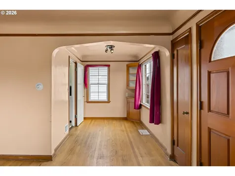 5751 SE 87th Avenue Portland OR 97266