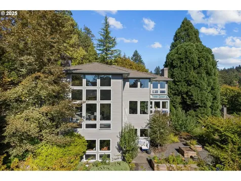 2642 SW Bucharest Court Portland OR 97225