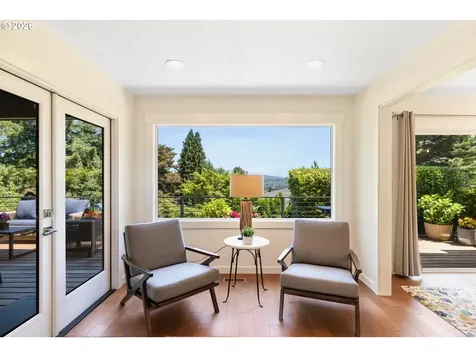 1121 Devon Lane Lake Oswego OR 97034