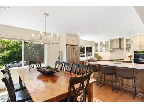 1121 Devon Lane Lake Oswego OR 97034