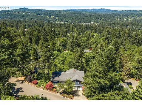 1121 Devon Lane Lake Oswego OR 97034